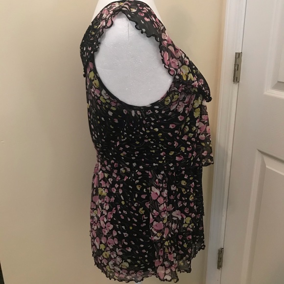 Apt 9 Top - Picture 4 of 9